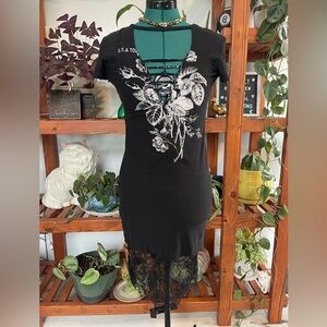 Derek heart floral T-shirt dress with lace